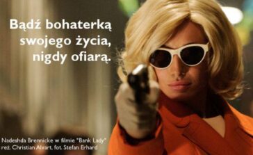 Ciekawy film o kobiecie napadającej na banki. Film romantyczny, sensacyjny Bank Lady