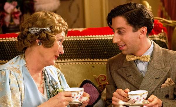 Boska Florence komedia Meryl Streep Simon Helberg o śpiewaczce fałszującej Opinie