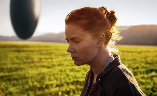 Film z Amy Adams Nowy początek thriller science fiction dramat psychologiczny Recenzja Opinie