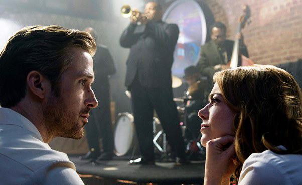 Recenzja filmu La La Land musical retro romans melodramat Ryan Gosling Emma Stone Opis fabuły