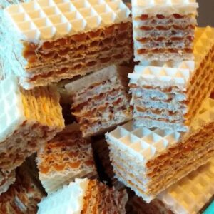 Wafle z masą krówkową